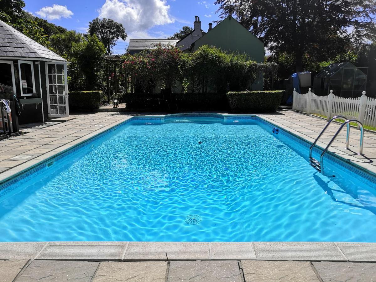 Captivating Isolde Cottage With Pool Near St Ives Camborne Dış mekan fotoğraf